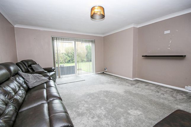 42, West Acre Drive, Norwich photo 2