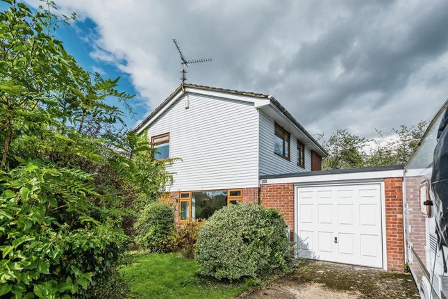 Detached house for sale in Wayside Green, Woodcote, Reading