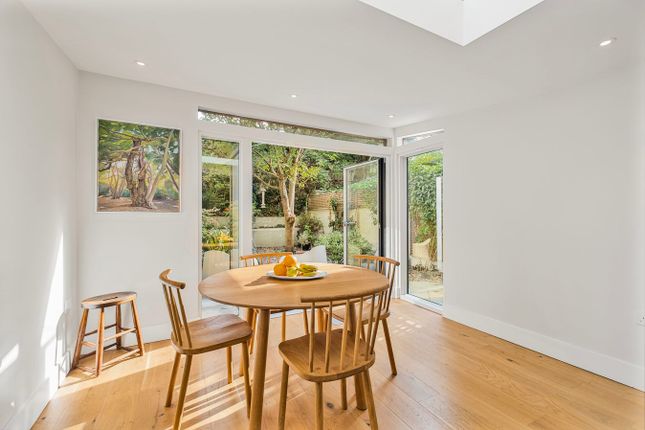 Leysfield Road, Shepherd's Bush photo 4