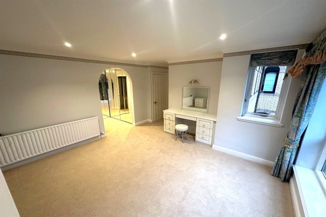 Terraced house to rent in Devisdale Road, Bowdon, Altrincham