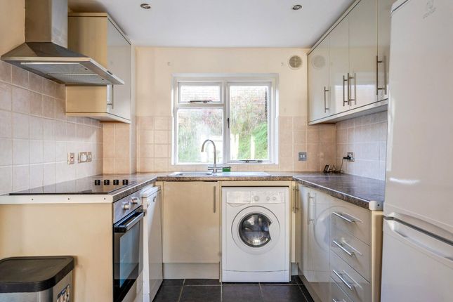 83b, Brockhurst Road, Chesham photo 2