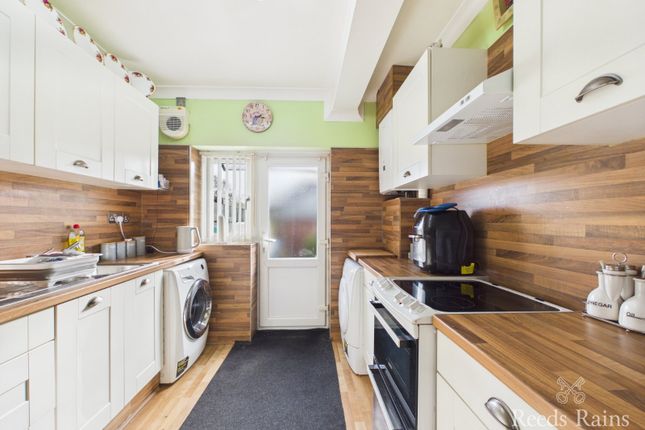 521, Endike Lane, East Yorkshire photo 3