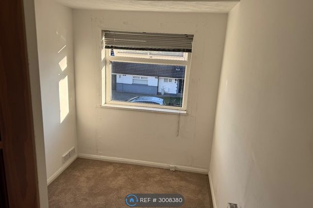 Moorland Crescent, Menston, Ilkley photo 4