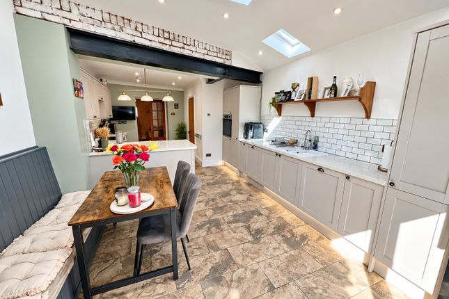 51, Kings Road, Gosport photo 3