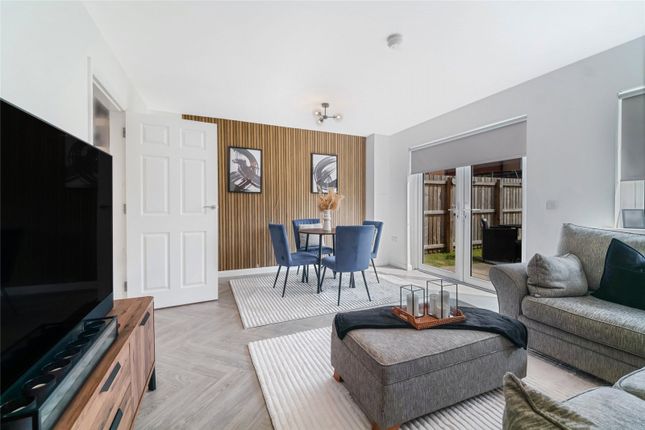2, Broomfield Court, Glasgow photo 3