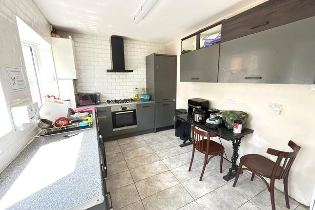525, Dunstable Road, Luton photo 4
