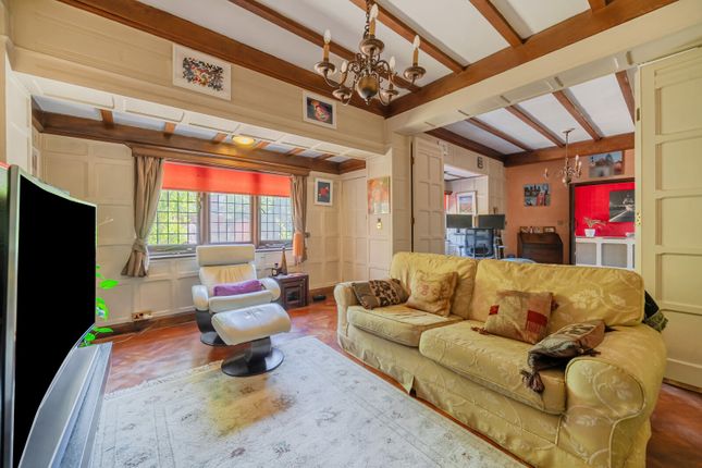 South Lodge,, Mayfield Road, Weybridge photo 4