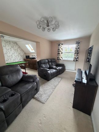 27, Kingswood Close, Birmingham photo 4