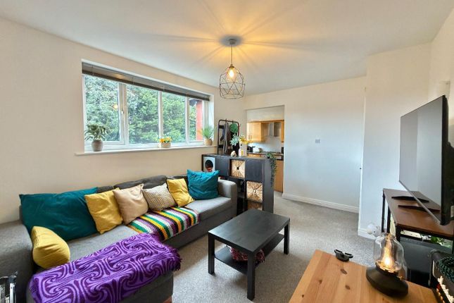Flat 6, Saxon Lodge, 8, Woodlands Road, Whalley Range photo 3