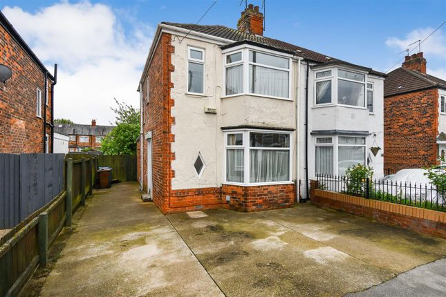 Thumbnail Semi-detached house for sale in Eastfield Road, Hull