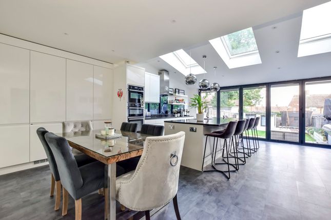 58 Tibbs Hill Road, Abbots Langley photo 5