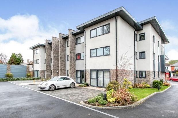 Thumbnail Flat to rent in Barrack Court, Christchurch