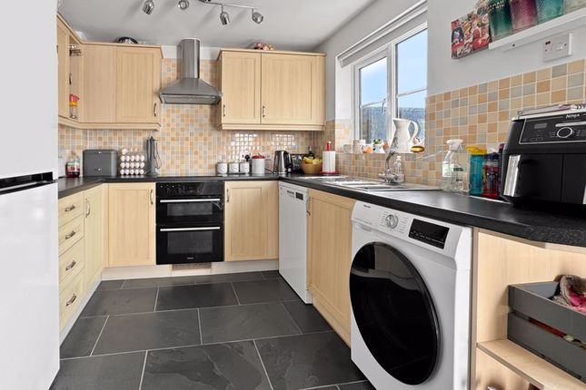 18, Osborne Chase, Cowes photo 4