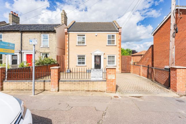 Thumbnail Detached house for sale in Magdalen Road, Norwich
