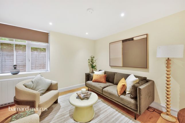 Flat 2, 32, Dene Street, Dorking photo 4
