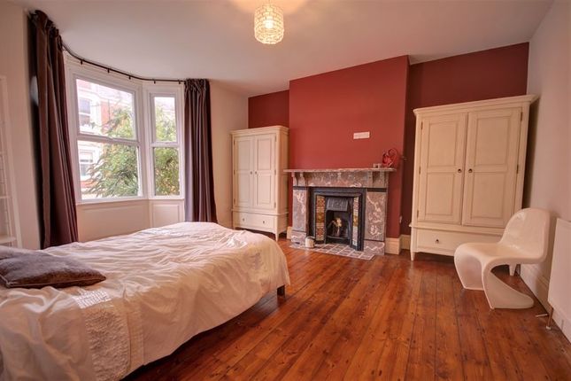 Flat to rent in Glenthorn Road, Jesmond, Newcastle Upon Tyne