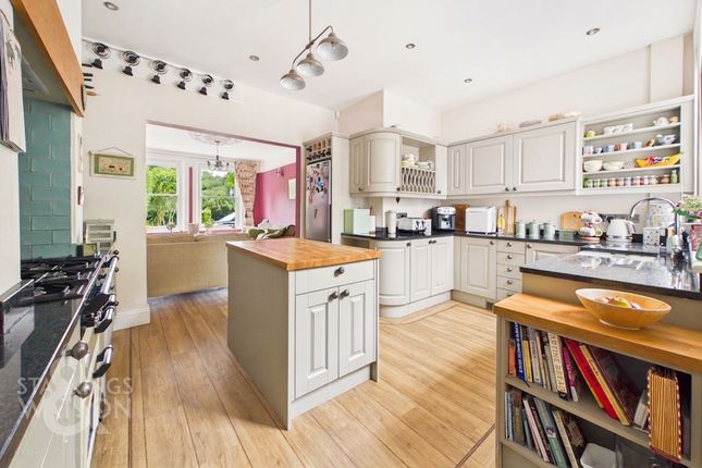 63 Yarmouth Road, Norwich photo 4