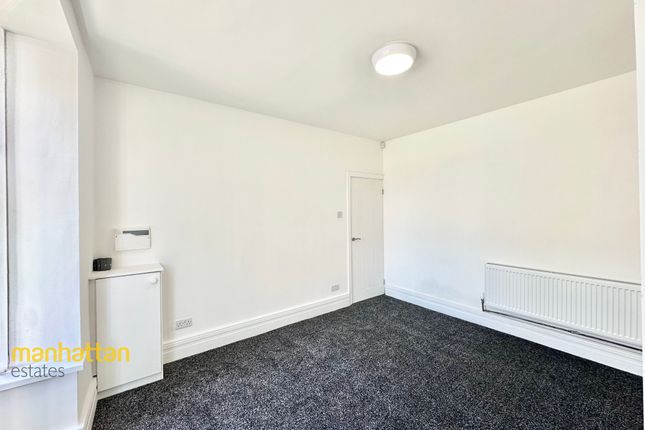 159, Belmont Road, Bolton photo 4