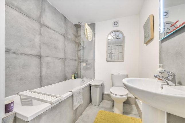 1, 25, St. James Road, Surbiton photo 4