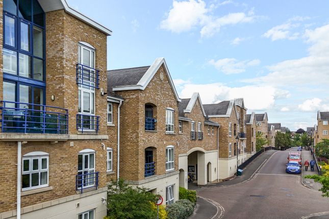 31, Complins Close, Summertown photo 2