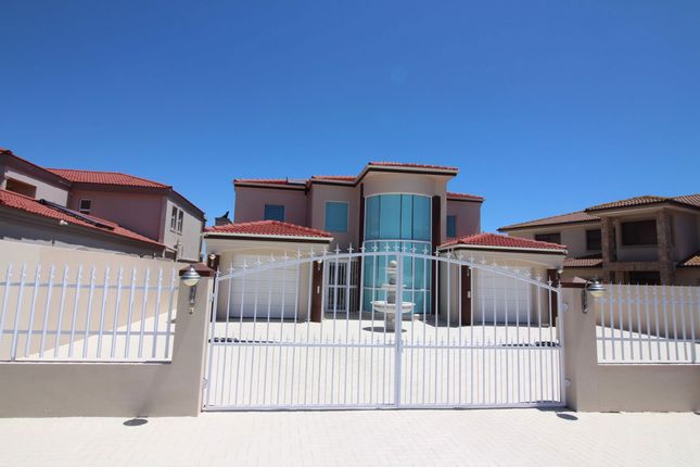Detached house for sale in 6 Karen Crescent, Port Owen, Western Cape, South Africa