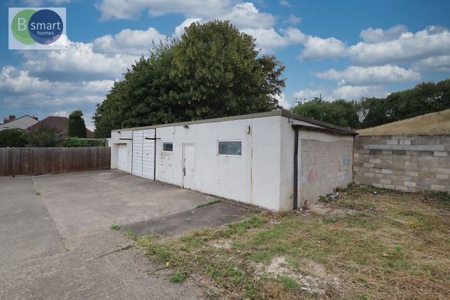 Spruce Lodge, West Road, Mexborough photo 2