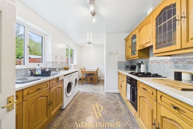 7 Elwell Avenue, Leicester photo 3