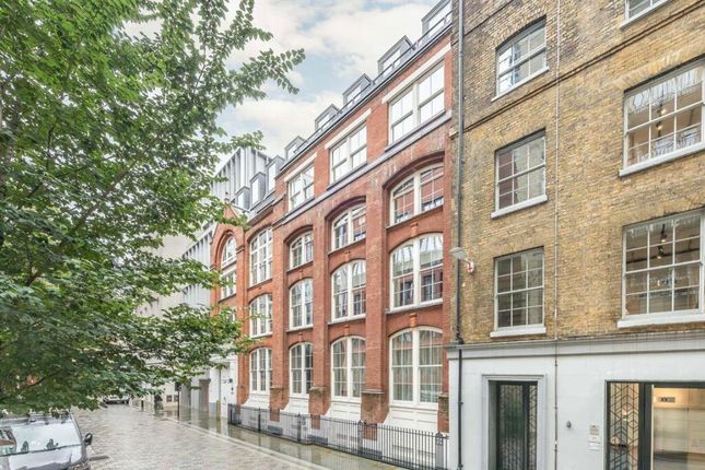 Apartment 3.4, Dominion House, 59 Bartholomew Close, London photo 4