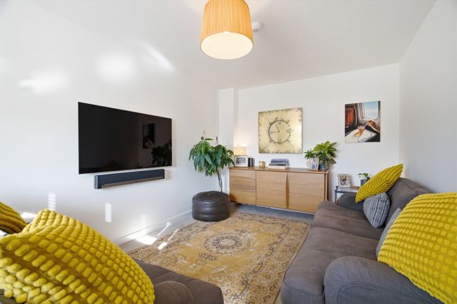 5, Poppy Gardens, Saffron Walden photo 3