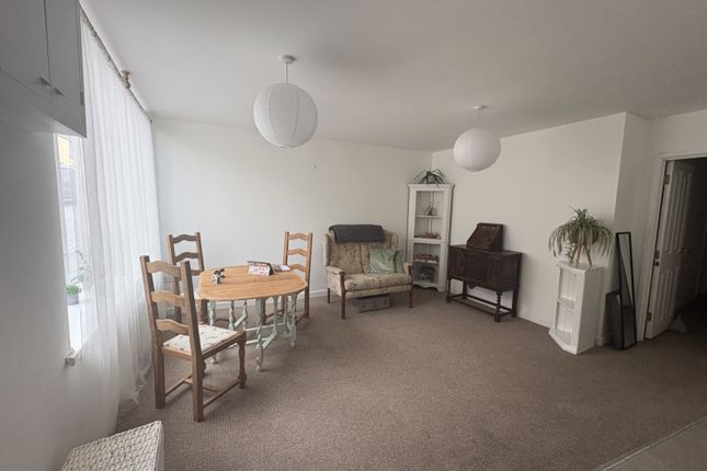 Ground Floor Flat, 5 St Nicholas Street, Bodmin photo 4