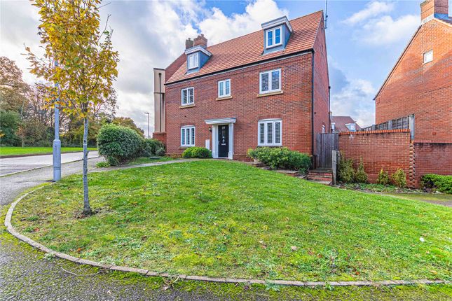 Detached house for sale in Shearwater Road, Aspen Park, Hemel Hempstead, Hertfordshire