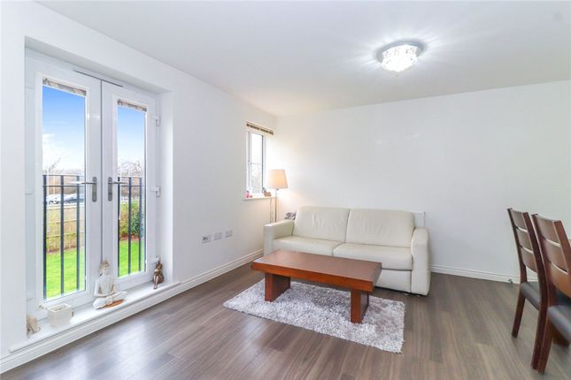 Flat 3, Beall Court 2A Dodd Road, Watford photo 4