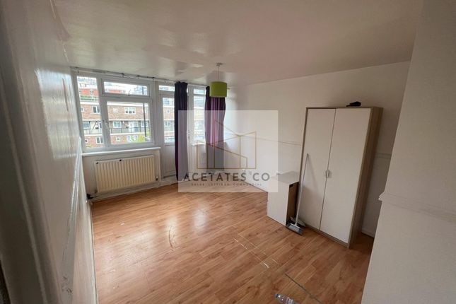 Thumbnail Flat to rent in Buxton Court, Thoresby Street, Islington, London