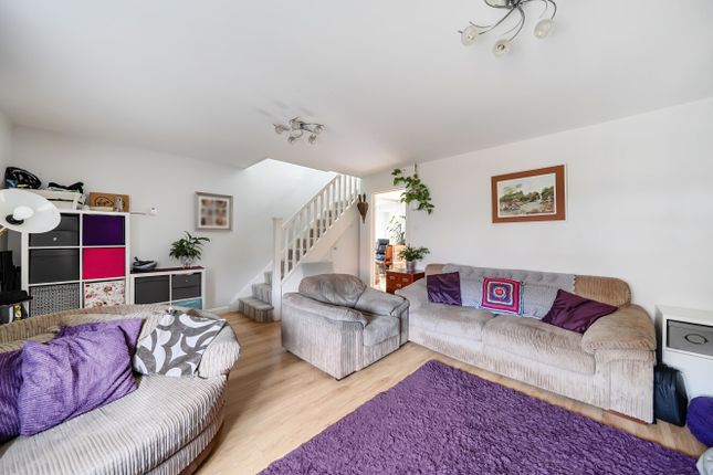 6, Falcon Way, Berkshire photo 4