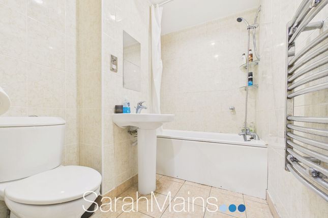 42 Curzon Place, Gateshead photo 4