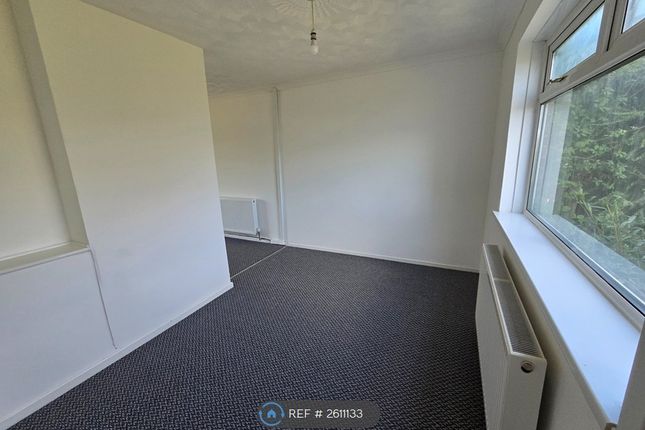 Burns Lane, Cwmbran photo 5