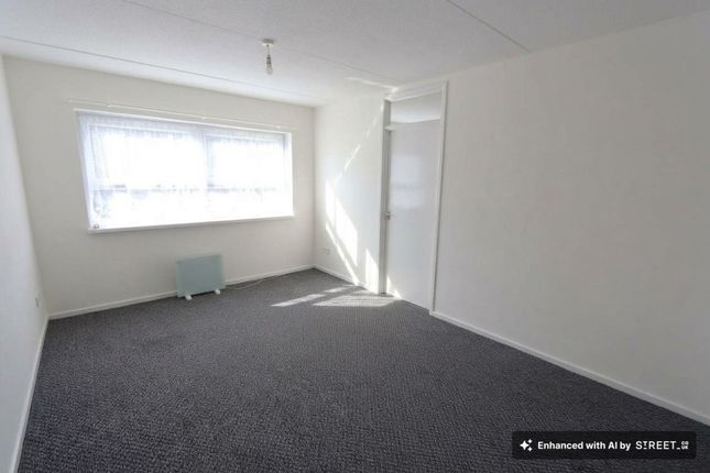 Flat 6, Silver Court, Manchester photo 2