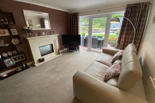 6, Fernhurst Close, Stone photo 3