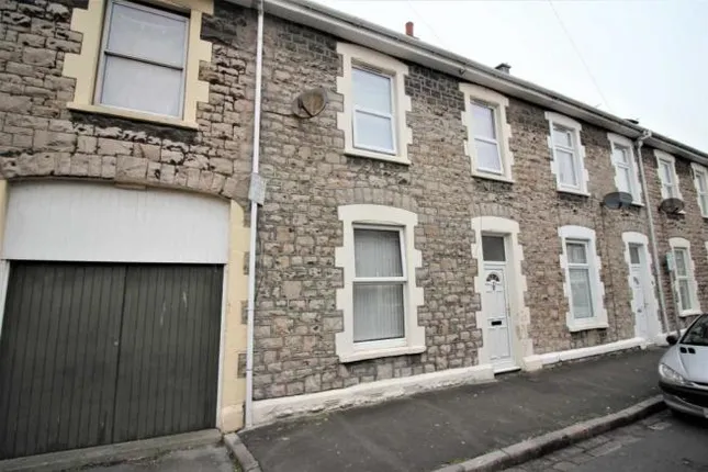 Property 1 of 21. 4 Bed Terraced House To Rent Palmer Street, Weston S Mare Bs23