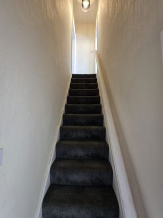 10 Harold Street, Colne photo 4