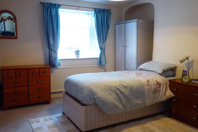 34, Parsonage Street, Dursley photo 5