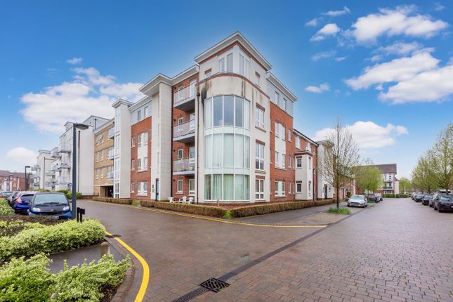 Flat for sale in Birch Place, Heron Way, Maidenhead