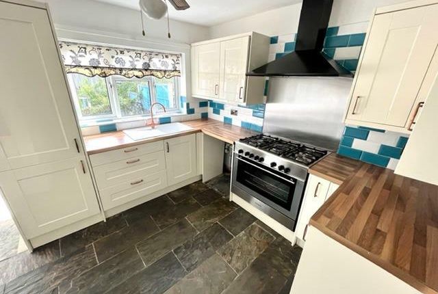 21, Brierley Hill photo 4