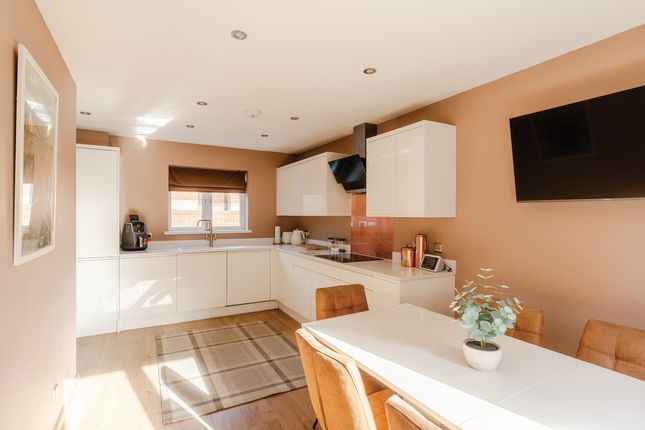 9, Tyne Grove, Portishead, North Somerset, BS20 7GQ, Portishead photo 3