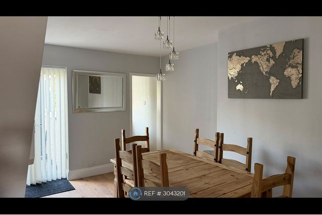 2-bed house on Longfield Road, Darlington, £725/mo