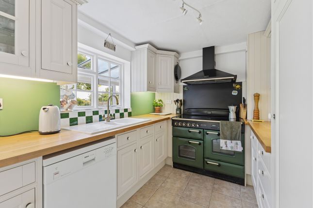 2, Ermin Street, Hungerford photo 3