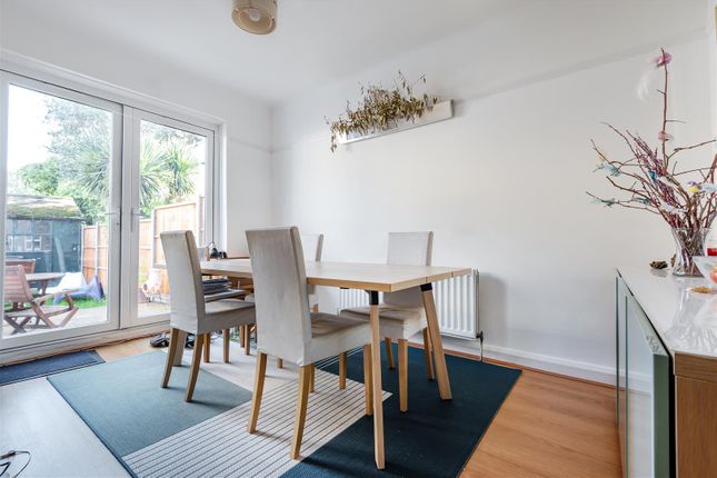76, Latchmere Road, Kingston Upon Thames photo 4