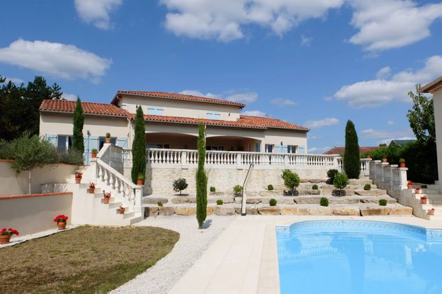 Thumbnail Villa for sale in Monclar, Lot Et Garonne, Nouvelle-Aquitaine