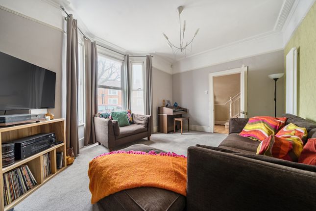 70, Greenvale Road, London photo 2