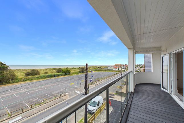 Apartment 3, 2, The Parade, New Romney photo 4